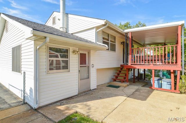 702 W Washington Street, O'fallon, IL 62269