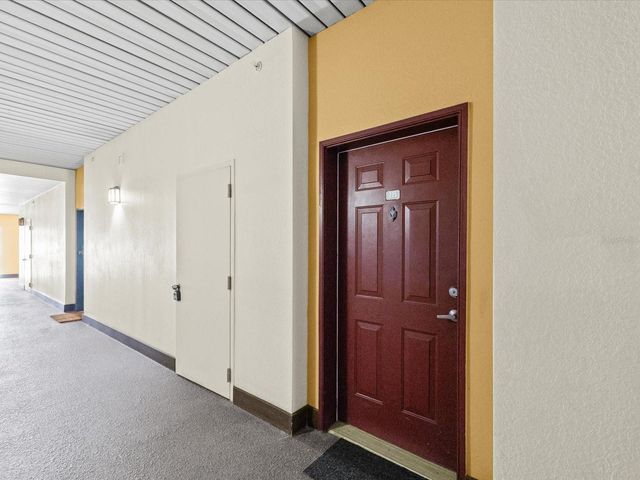 200 4TH AVENUE S 225, St Petersburg, FL 33701
