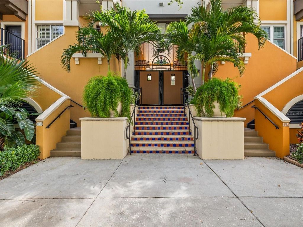 200 4TH AVENUE S 225, St Petersburg, FL 33701