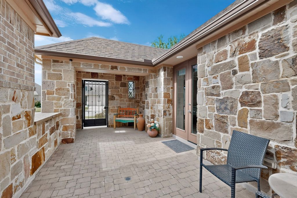 12204 Pepperidge Avenue, Denton, TX 76207 — photo 4