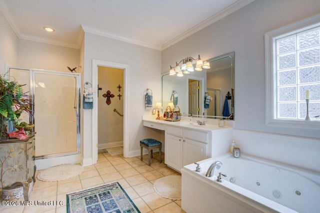 123 Courtland Drive, Hattiesburg, MS 39402