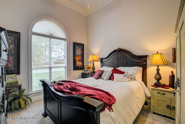 123 Courtland Drive, Hattiesburg, MS 39402