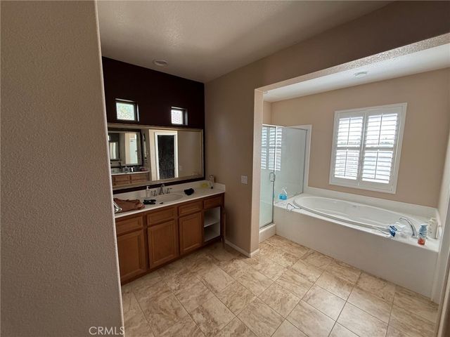 770 Sungold Way, Escondido, CA 92027