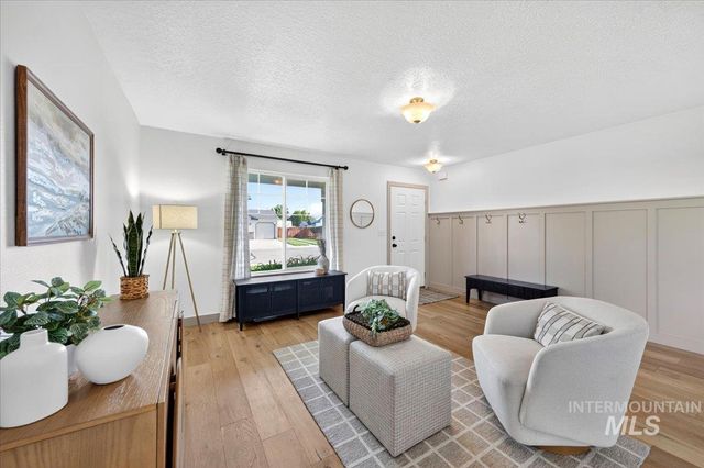 4687 W Blue Creek Ct, Meridian, ID 83642