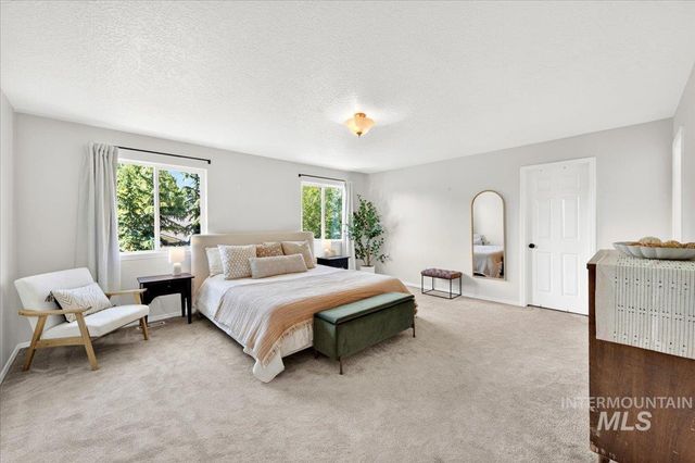 4687 W Blue Creek Ct, Meridian, ID 83642