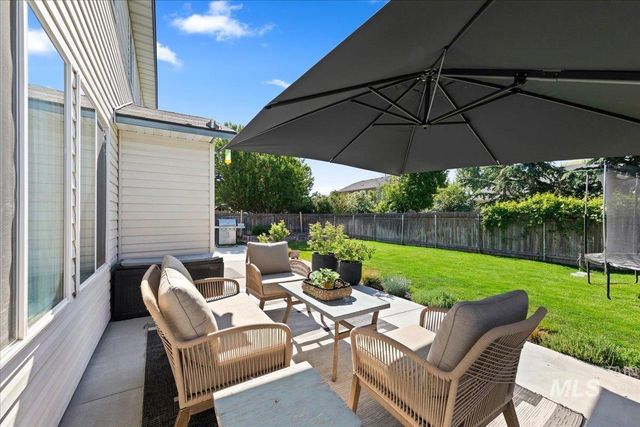 4687 W Blue Creek Ct, Meridian, ID 83642