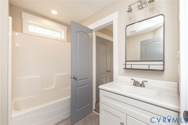 2744 Dogtown Rd, Goochland, VA 23063