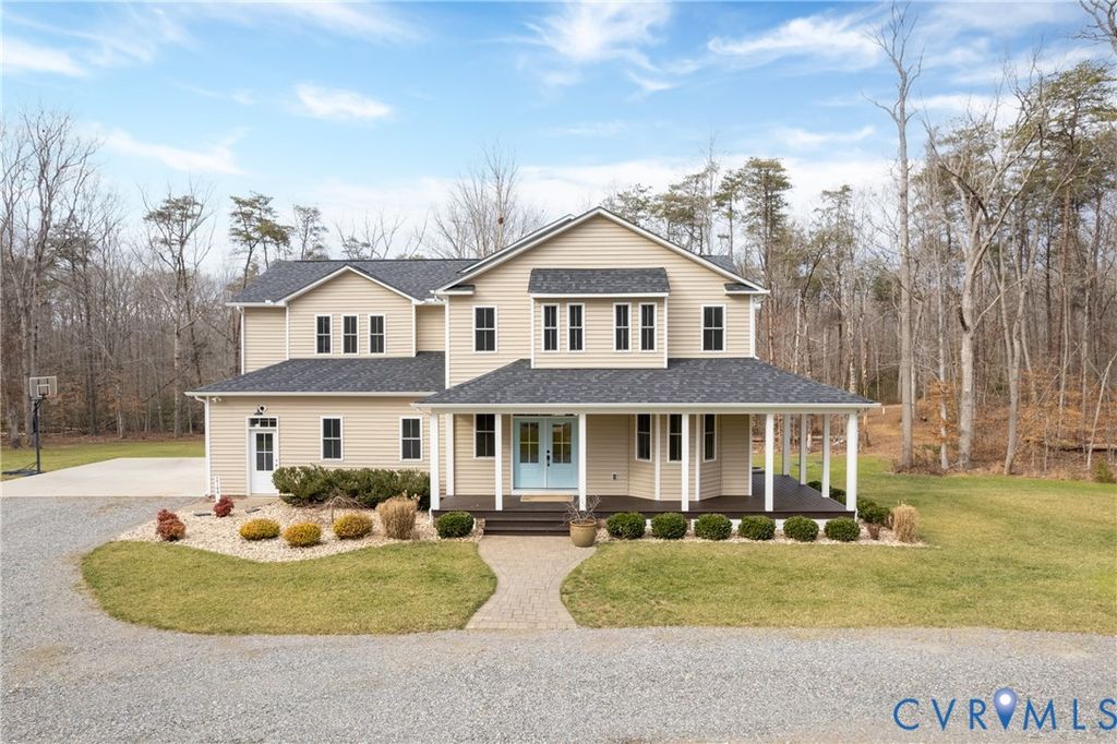 2744 Dogtown Rd, Goochland, VA 23063