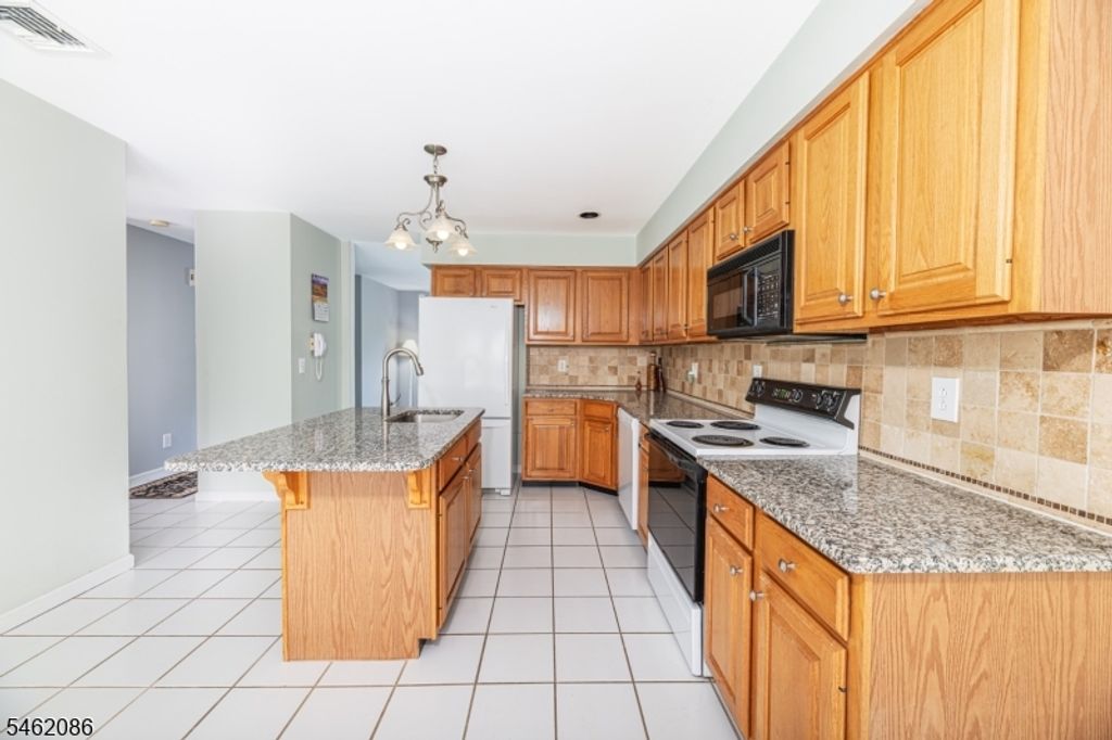 17 Bailey Dr, Vernon Twp., NJ 07418 — photo 3