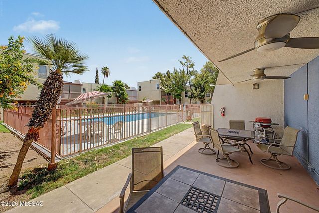 1600 N Wilmot Rd Unit 138, Tucson, AZ 85712