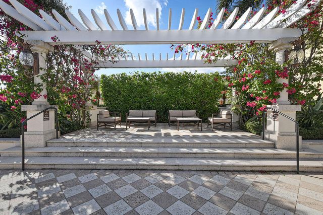 701 S Olive Avenue 1003, West Palm Beach, FL 33401