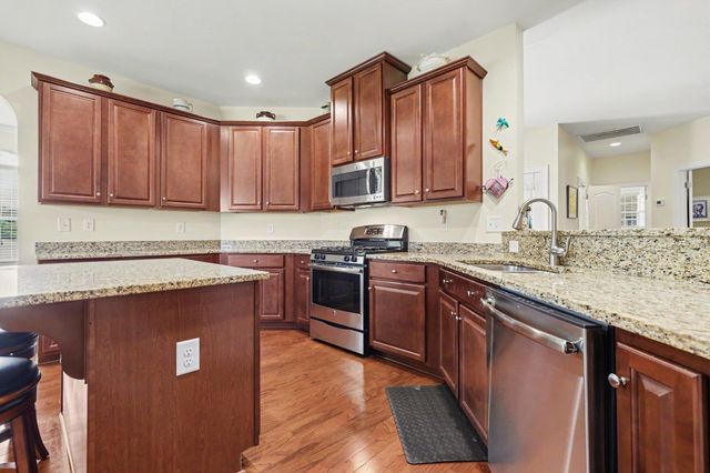 916 Ashbourn Ct., Murrells Inlet, SC 29576