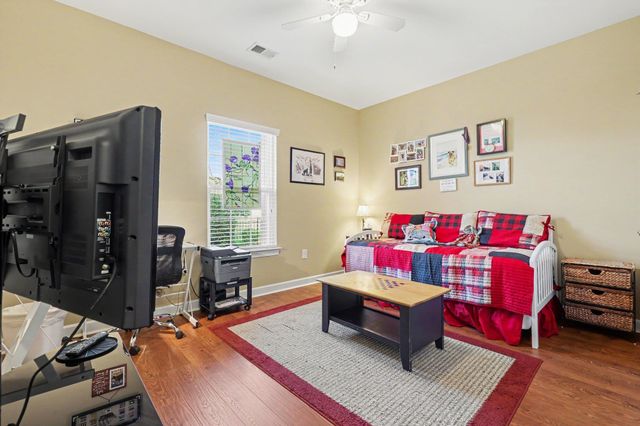 916 Ashbourn Ct., Murrells Inlet, SC 29576