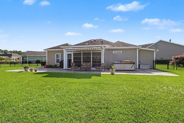 916 Ashbourn Ct., Murrells Inlet, SC 29576