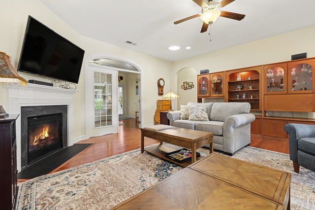 916 Ashbourn Ct., Murrells Inlet, SC 29576