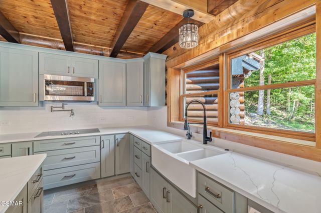 1035 Porterfield Gap Road, Seymour, TN 37865