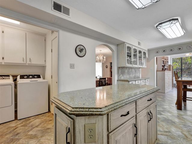 1040 Us Highway 287 W, Woodville, TX 75979