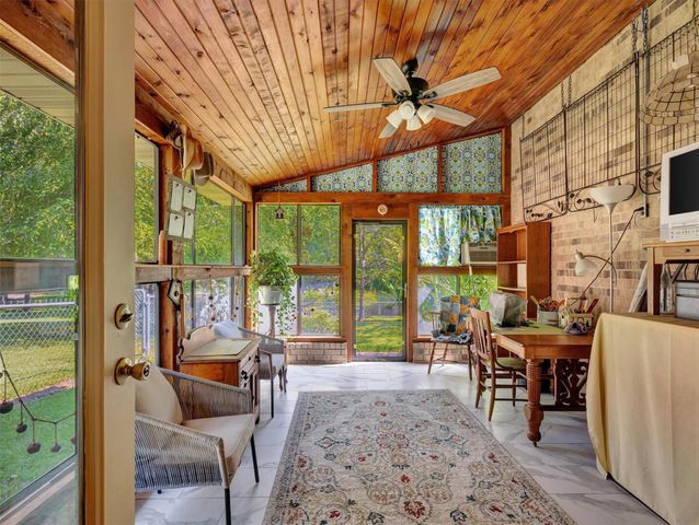 1040 Us Highway 287 W, Woodville, TX 75979