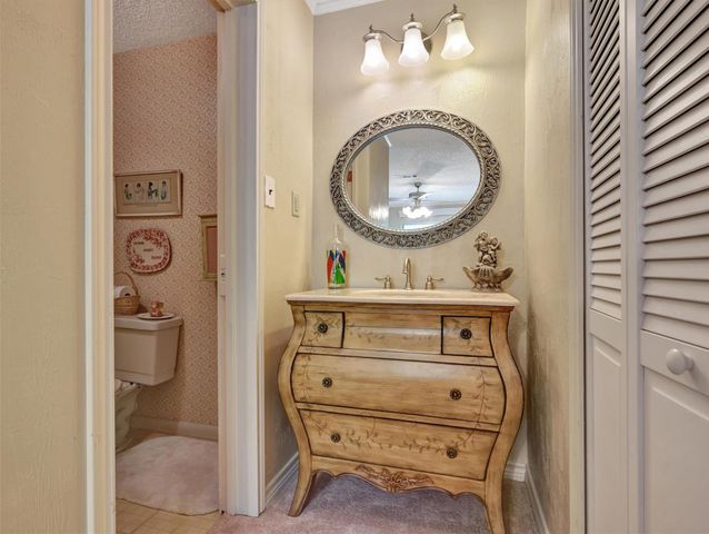 1040 Us Highway 287 W, Woodville, TX 75979