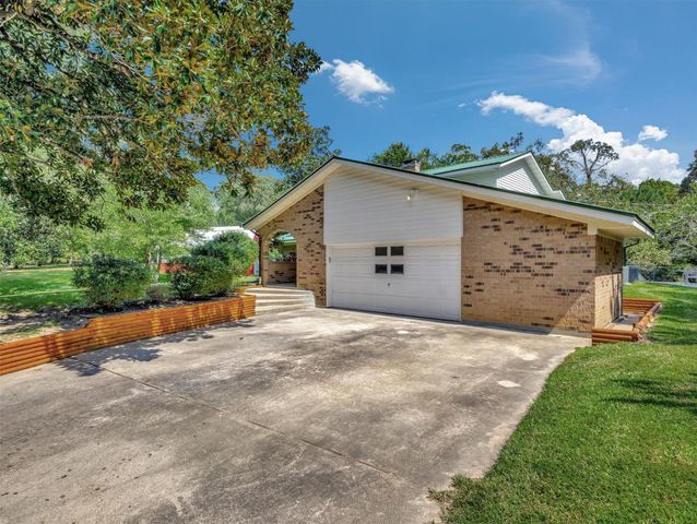 1040 Us Highway 287 W, Woodville, TX 75979