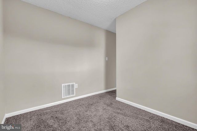 120 E 4TH AVE, Runnemede, NJ 08078