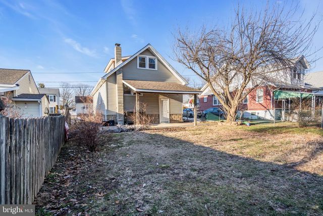 120 E 4TH AVE, Runnemede, NJ 08078