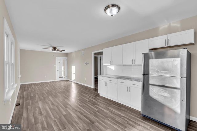 120 E 4TH AVE, Runnemede, NJ 08078