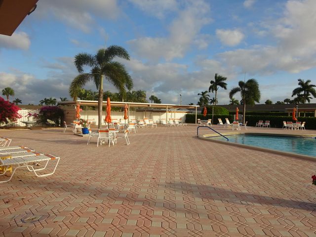 2763 W Dudley Dr Drive W H, West Palm Beach, FL 33415