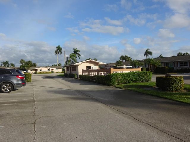 2763 W Dudley Dr Drive W H, West Palm Beach, FL 33415