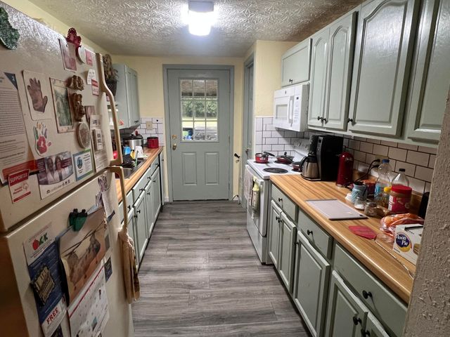 1100 Balkan Road, Pineville, KY 40977