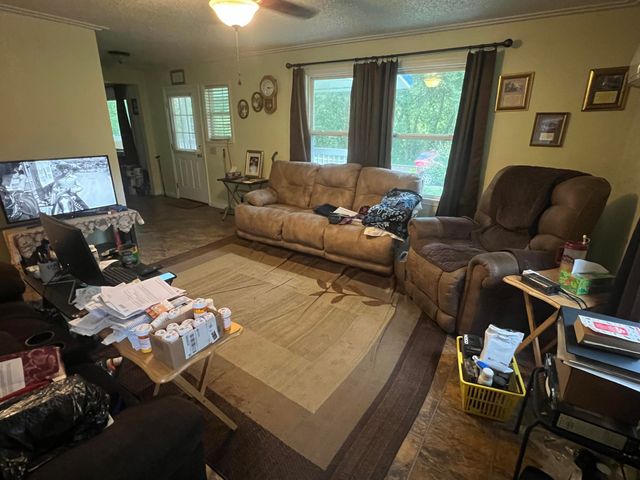 1100 Balkan Road, Pineville, KY 40977