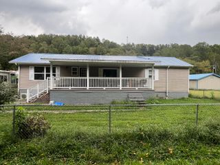 1100 Balkan Road, Pineville, KY 40977