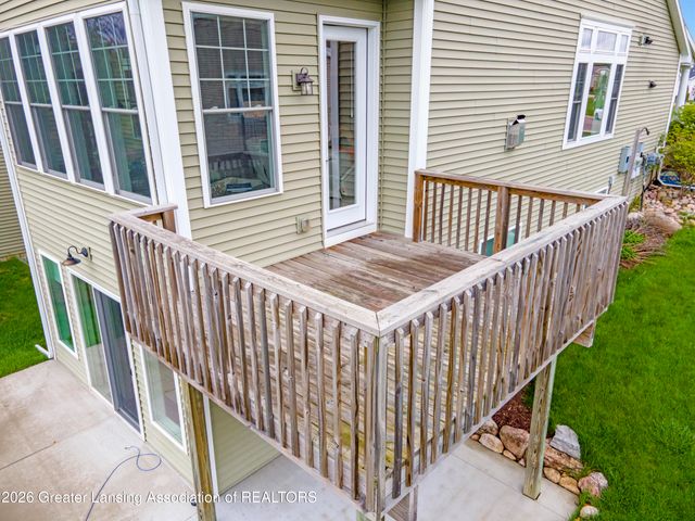 5272 Hawk Hollow Drive, Bath, MI 48808