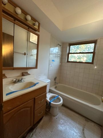 15240 Hilltop Drive, Orland Park, IL 60462