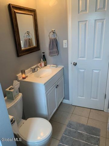 25 Abbott Drive, Poestenkill, NY 12140