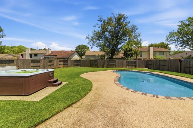 3226 Lakefield Way, Sugar Land, TX 77479