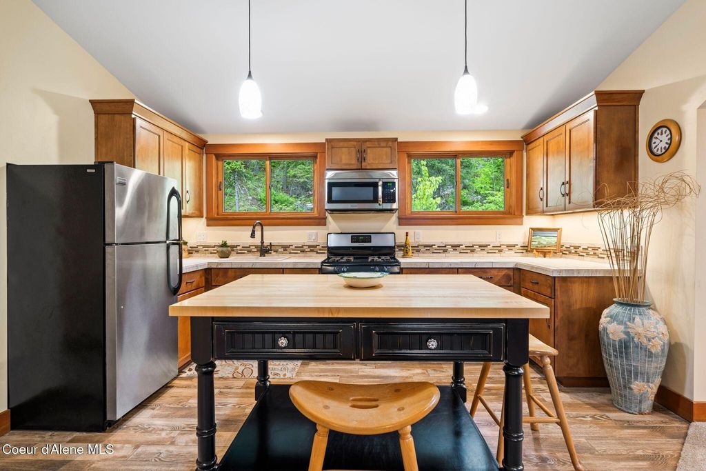 294 Rincon Dr, Sandpoint, ID 83864 photo 42