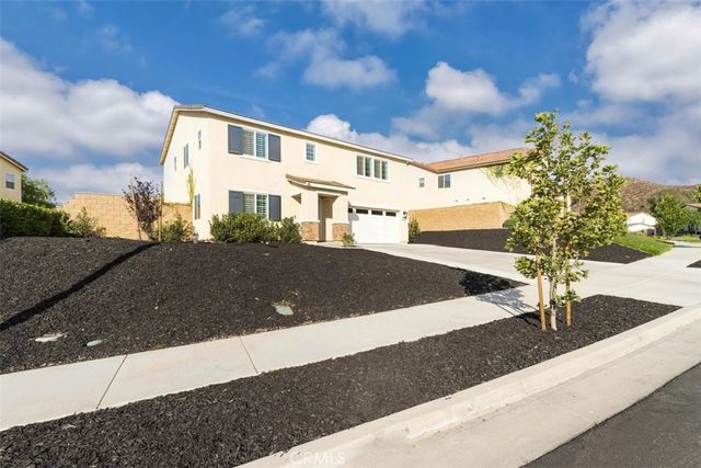 32078 Rambling Court, Winchester, CA 92596