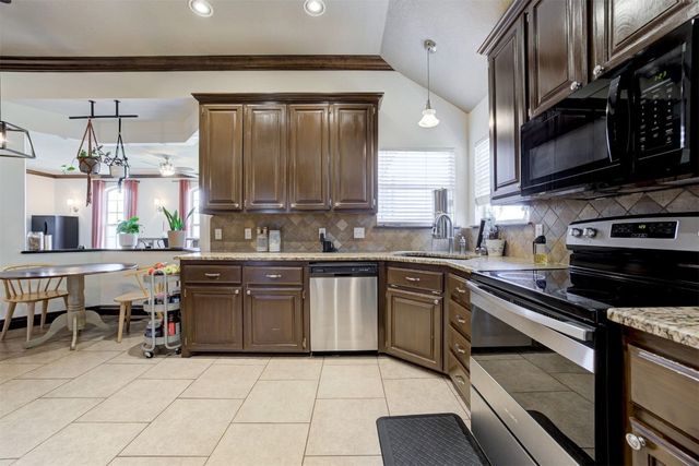 1106 Polk Street, Piedmont, OK 73078