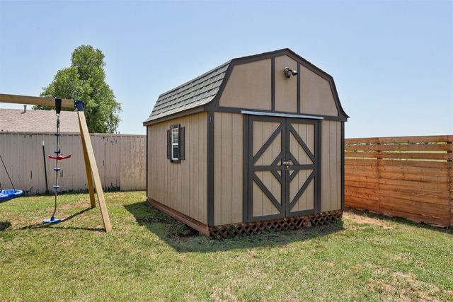 1106 Polk Street, Piedmont, OK 73078