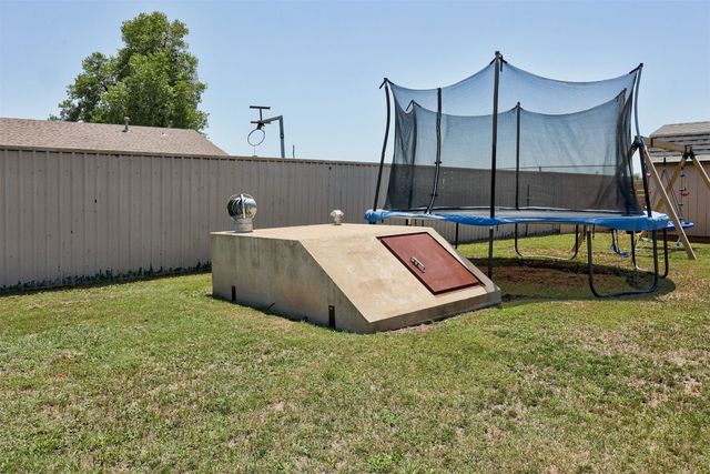 1106 Polk Street, Piedmont, OK 73078