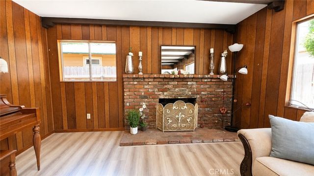 23013 Oak Lane, Crestline, CA 92325
