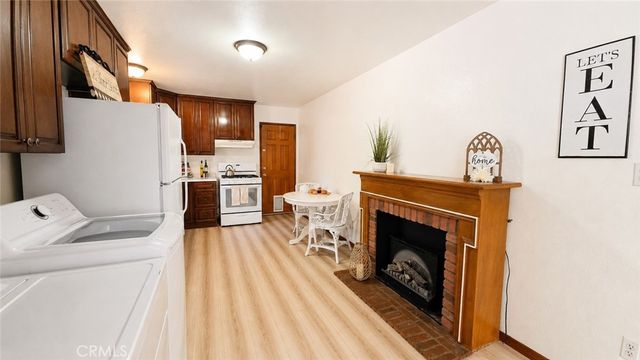 23013 Oak Lane, Crestline, CA 92325