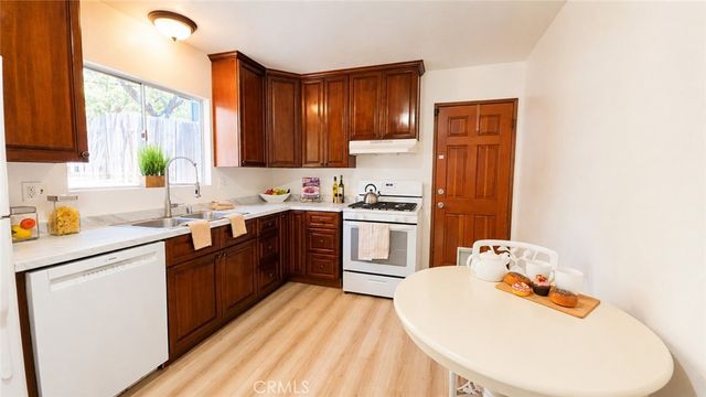 23013 Oak Lane, Crestline, CA 92325