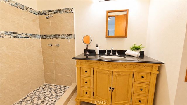 23013 Oak Lane, Crestline, CA 92325