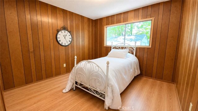 23013 Oak Lane, Crestline, CA 92325