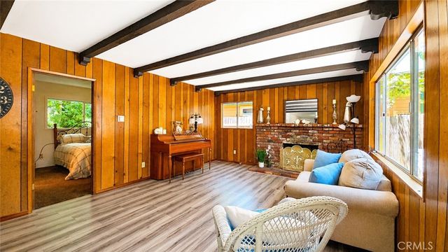 23013 Oak Lane, Crestline, CA 92325