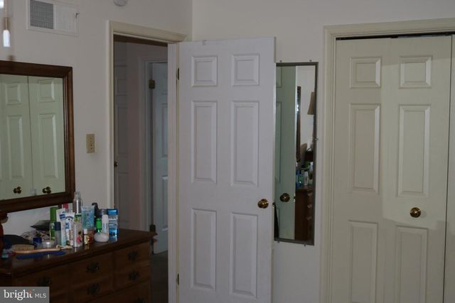 806 N MARKET ST, Mechanicsburg, PA 17055