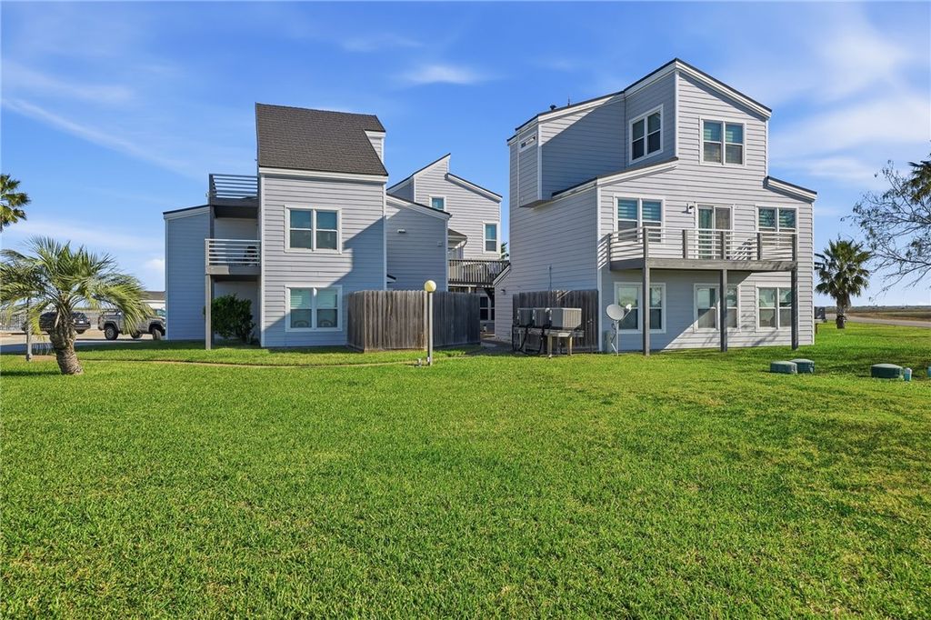 1001 Cape Velero Dr C-2, Rockport, TX 78382 — photo 2