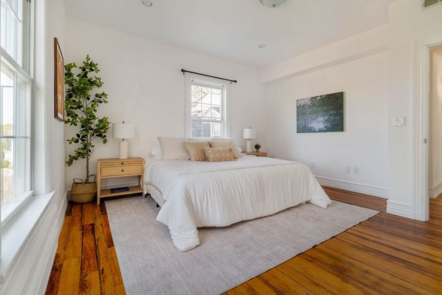 73 Walnut Ave 2, Boston, MA 02119